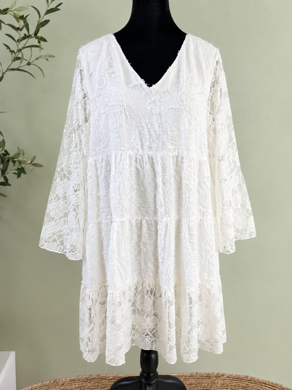 Paisley Vine White Lace Textured Dress Size Large NWT Boho Romantic Cottagecore